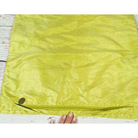 Pier 1 Embroidered Throw Pillow Cover Pillowcase Sham Bright Green 18" x 18" - Picture 7 of 10